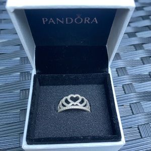 pandora heart crown ring